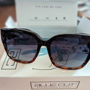 Fitover Sunglasses by Blue Cut